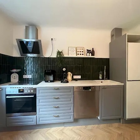 Mon Bijou 2 Schlafzimmer Nyaraló *